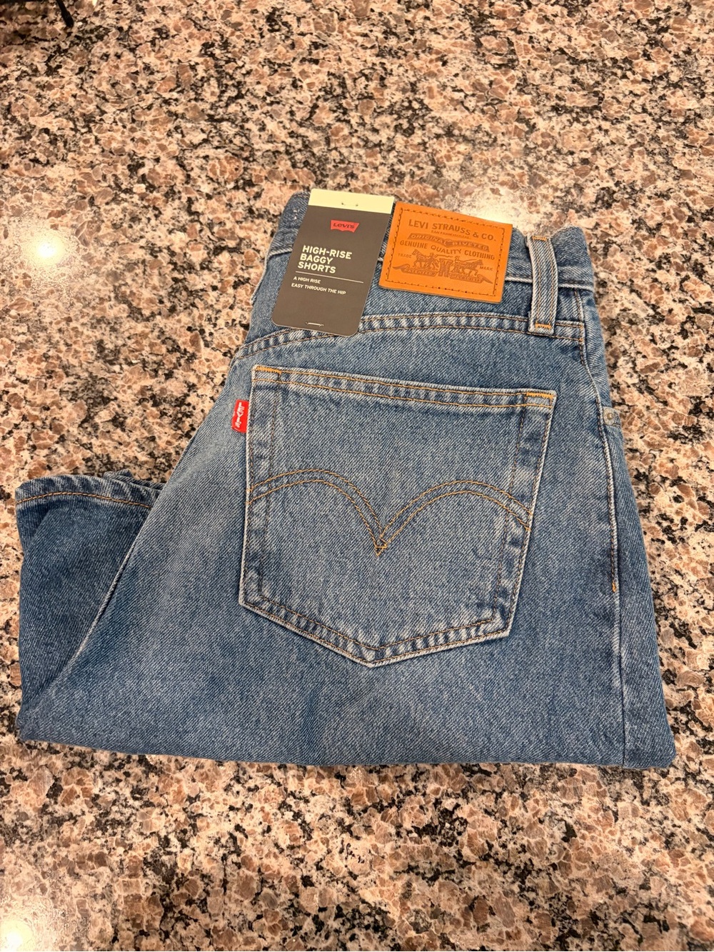 Levi's Relaxed Fit women’s Jean shorts - Light Blue Denim